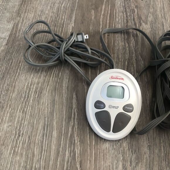 Sunbeam A02-TC-02U2 Model O85KQ Dual Heating Electric Blanket 4-Prong Controller - Picture 3 of 9